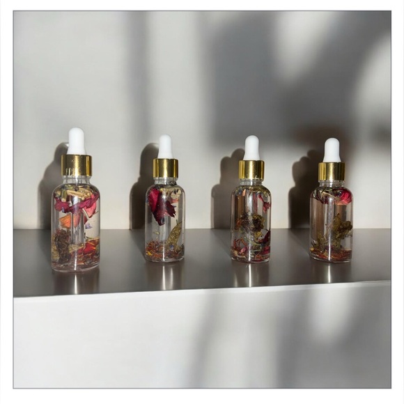 YONI (vaginal) OIL - Picture 7 of 8